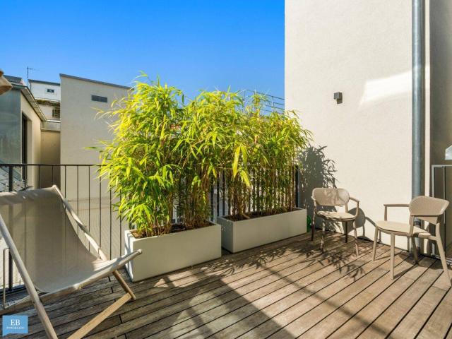 Dachgeschoss Erstbezug mit Balkon, Loggia und Blick auf Maria Treu