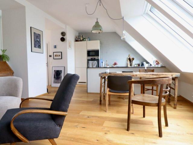 Dachgeschoss Maisonette mit Sonnenterrasse & Grünblick | 108 m² Wohnkomfort über den Dächern Wiens