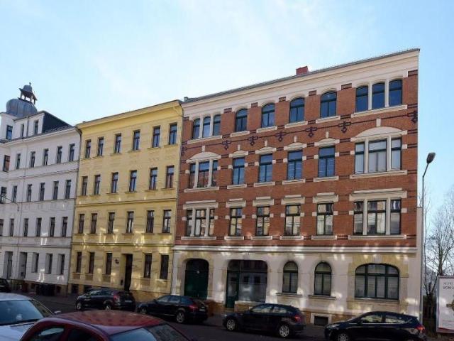 Dachgeschoss mit gehobener Ausstattung * Parkett * Terrasse *mit toller Aussicht im schönen Stötteritz