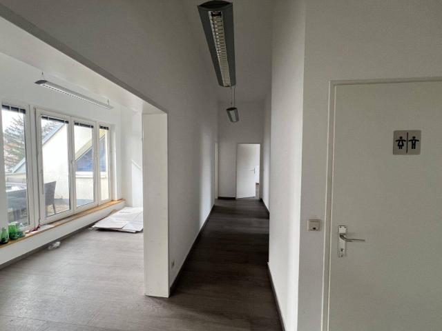 Dachgeschoß NEUBAU Wohnung mit 3 Zimmern! Inkl. 2 Kfz Stellplätzen!