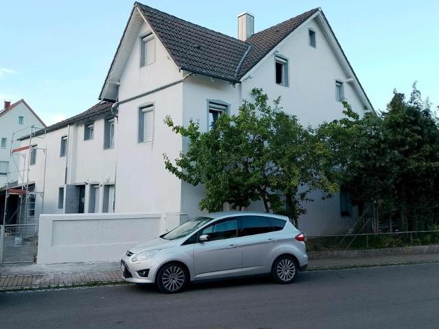 Dachgeschoß Wohnung eine Preis 50m² 137.000EUR