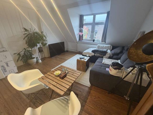 Dachgeschoss Wohnung in Kiel: 3 Zimmer mit Balkon