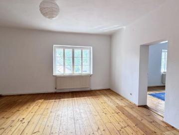 Dachgeschoss Wohnung mit Garten in Breitenfurt | ZELLMANN IMMOBILIEN