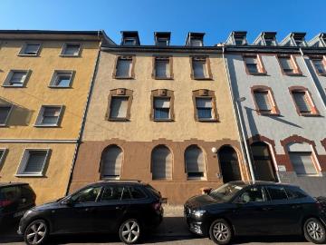 Dachgeschoss Wohnung mit Potenzial in Mannheim Neckarstat Ost