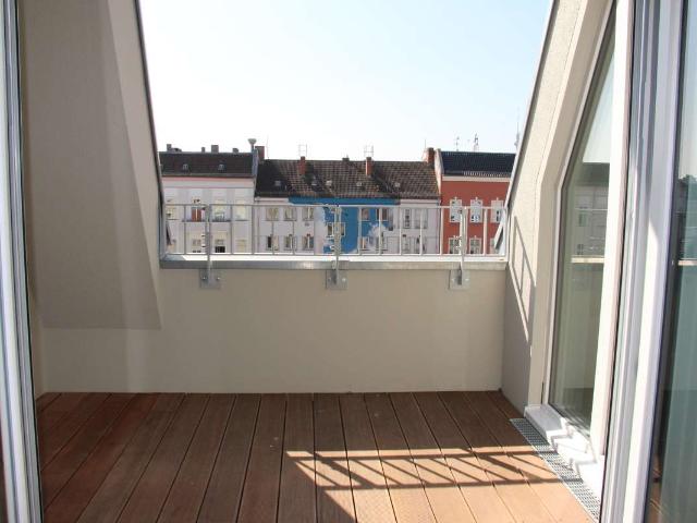 Dachgeschoss Traum in Friedrichshain inkl. 2 Terrassen