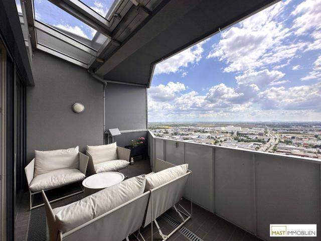 DACHGESCHOSS und FERNBLICK 4 Zimmer Wohnung in Top Lage KLIMAANLAGE