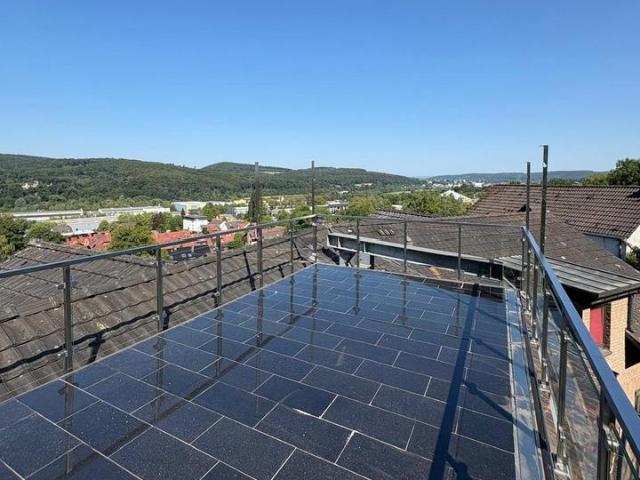 Dachgeschoss über dem Ruhrtal – 35 m² Terrasse, 360° Panorama