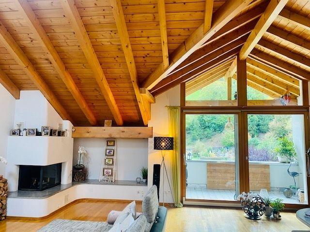 Dachwohnung