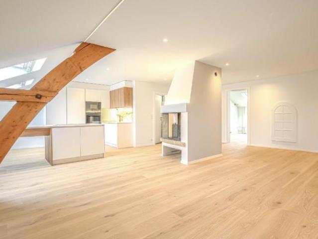 Dachwohnung 2.5 Zimmer
