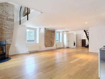 Dachwohnung 2.5 Zimmer