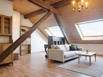 Dachwohnung mit Charakter und Ausbaupotenzial in Basel