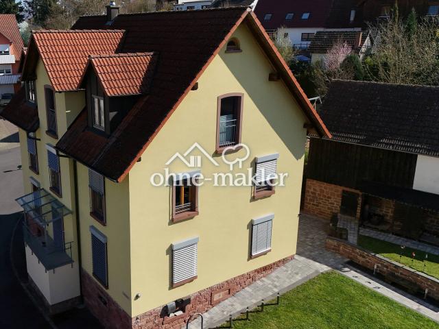 Dachwohnung mit Mainblick – sofort bezugsfertig & ruhig gelegen
