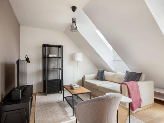 Dachterrasse im herzen des. 8. Bezirks in eine 4Zi Maisonette Wohnung VIE376