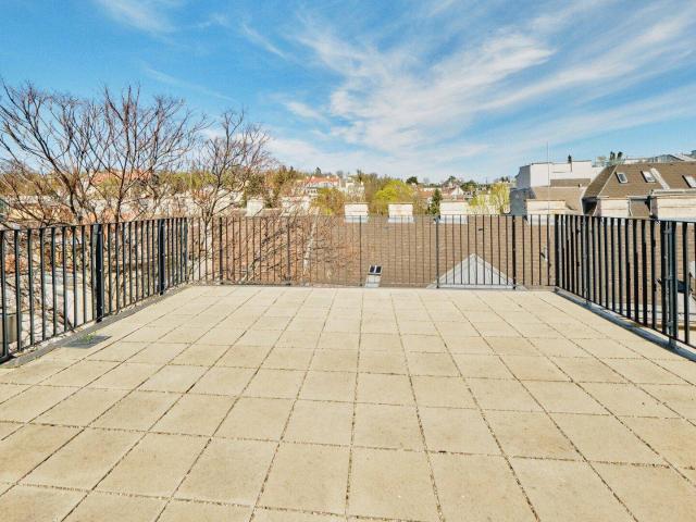 Dachterrassentraum im Innenhofgebäude – Ihr neues Zuhause!