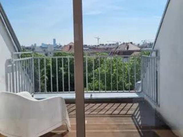 DACHTERRASSENTRAUM MIT 3 ZIMMER UND GROSSZÜGIGE GALERIE IN DER LUSTKANDLGASSE/UNVERBAUBARER FERNBLICK