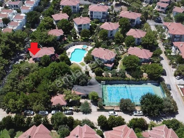 Dadya Emlak'tan Zeytindalı Çam Evlerinde 2+1 İkiz Villa