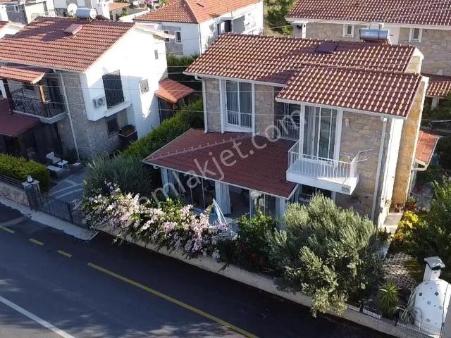 Dadya Emlak'tan Burgaz'da Tam Müstakil Villa