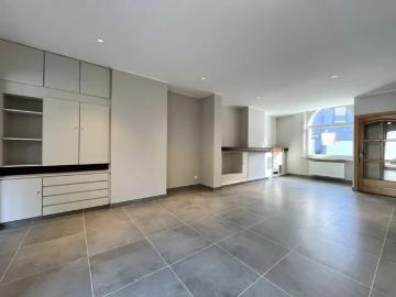 Dadizele – Instapklare gezinswoning met garage in het centrum