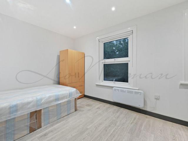 Dafforne Road, Balham, SW17