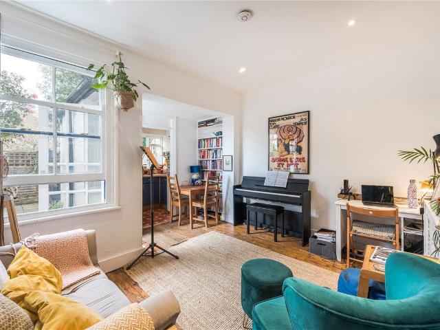 Dafforne Road, London SW17, 1 bed flat to rent, £1,950 pcm | PrimeLocation