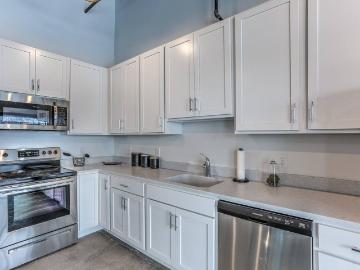 Dahlman Flats Studio Apartment for Rent at 1311 S 9th St, Omaha, NE 68108 Little Italy