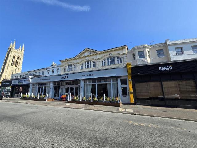 Daimler House, 34 40 Poole Hill. 6 bed house share to rent £675 pcm £156 pw