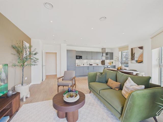 Daimler House, 330 Ealing Road, Wembley HA0, 2 bed flat to rent, £2,250 pcm | PrimeLocation
