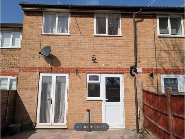Daintry Close, Harrow HA3, 3 bed terraced house to rent, £2,300 pcm | PrimeLocation