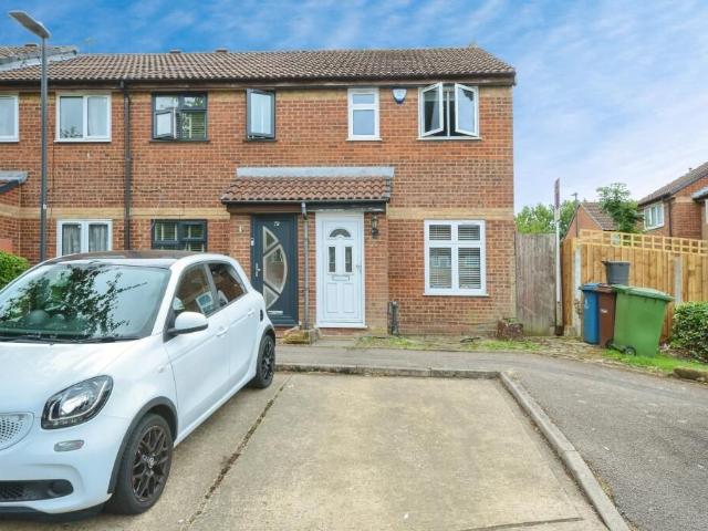 Daintry Close, Harrow HA3, 2 bed property to rent, £2,000 pcm | PrimeLocation
