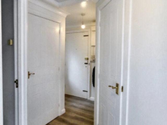 Dairymans Walk, Guildford 1 bed townhouse to rent £1,295 pcm £299 pw