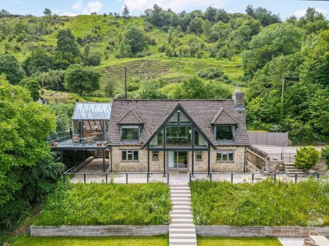 Daisy Bank Road, Cheltenham GL53 4 bed detached house to rent £5,995 pcm £1,383 pw