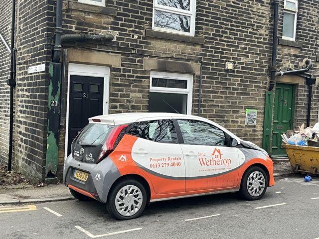 Daisy Hill Back Lane, Daisy Hill, Bradford BD9, 3 bed terraced house to rent, £700 pcm | PrimeLocation