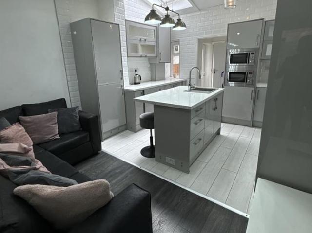 Daisy Road, Birmingham B16, 6 bed shared accommodation to rent, £520 pcm | PrimeLocation