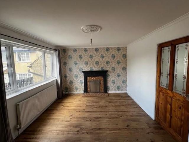 Daisy Street, Bradford BD7, 2 bed town house to rent, £650 pcm | PrimeLocation