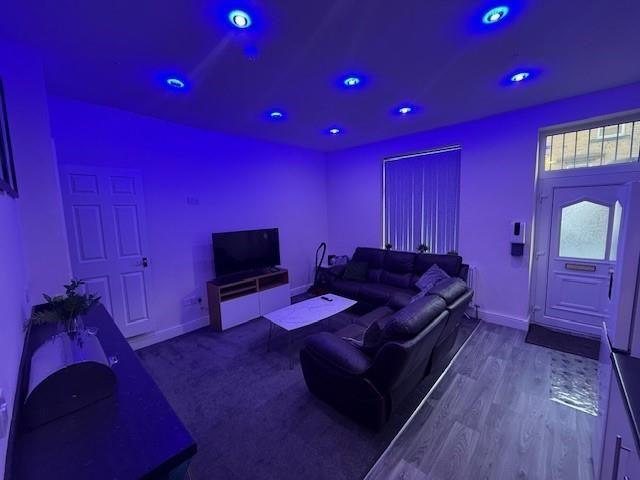 Daisy Street, Bradford BD7, 3 bed terraced house to rent, £950 pcm | PrimeLocation