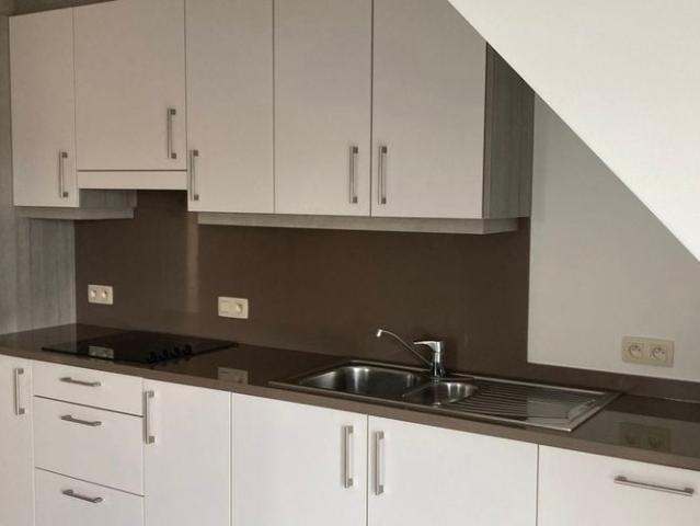Dakappartement te huur in Dessel voor € 775 met 1 slaapkamer