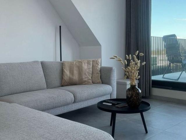 Dakappartement te huur in Geel voor € 735 met 1 slaapkamer