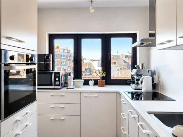 Dakappartement te huur in Gent voor € 1.075 met 2 slaapkamers