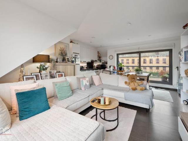 Dakappartement met 2 slaapkamers + garage