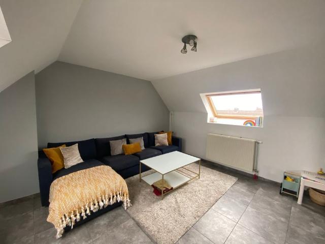 Dakappartement met garage te huur in Waregem