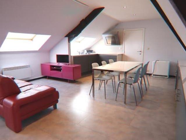 Dakappartement met ruim terras te huur in Brugge