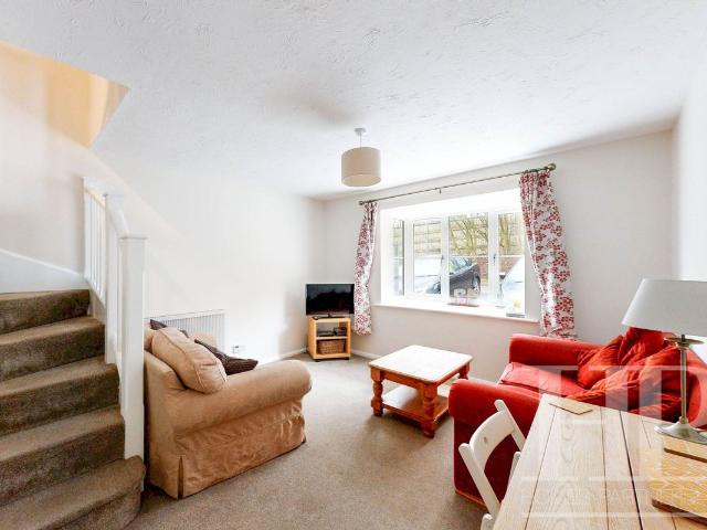 Dakin Close, Maidenbower RH10, 2 bed end terrace house to rent, £1,450 pcm | PrimeLocation