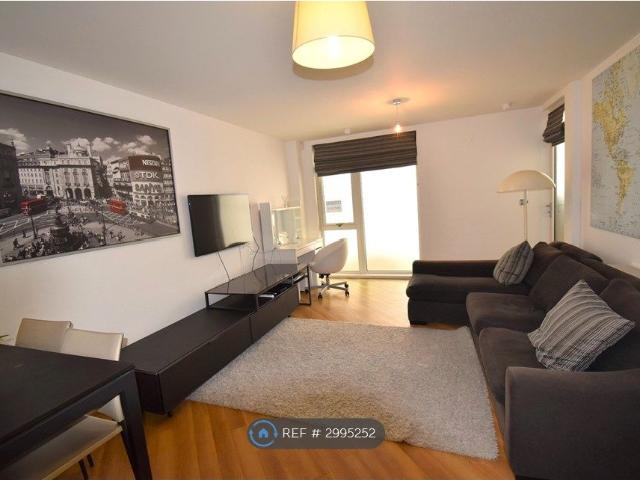 Dakota House, Milton Keynes MK9, 2 bed flat to rent, £1,595 pcm | PrimeLocation