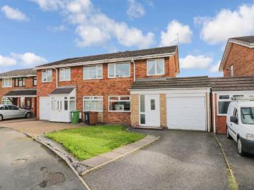 Dalton Road, Walsall 3 bed property to rent £1,055 pcm £243 pw