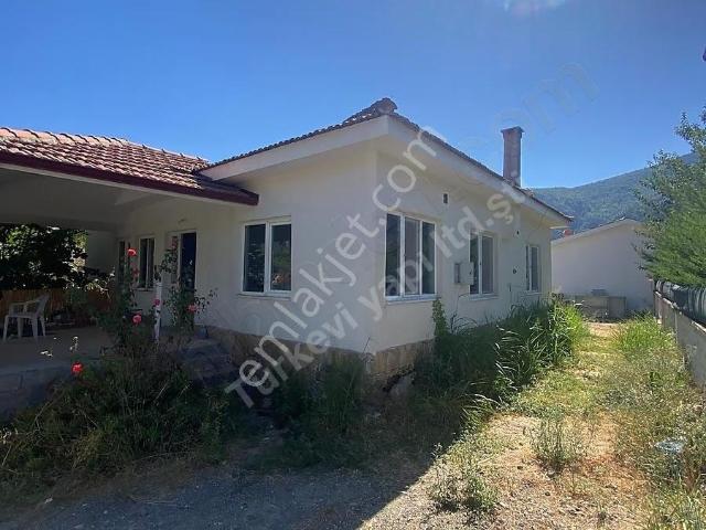 Dalyan Arıkbaşı Mevkiinde Kiralık 2+1 Müstakil Ev