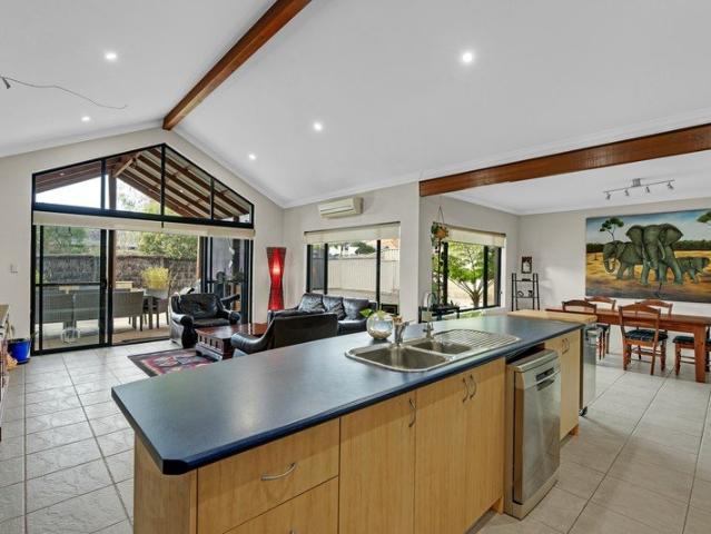 Dalyallup home offers Bali style