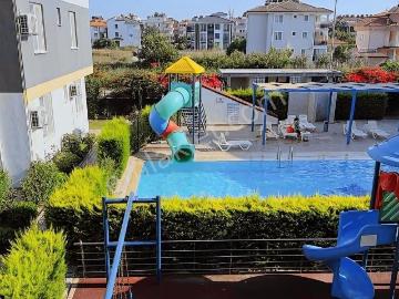 Dalaman Merkezde Çift Havuzlu Sitede 2+1 Eşyalı Kiralık Daire