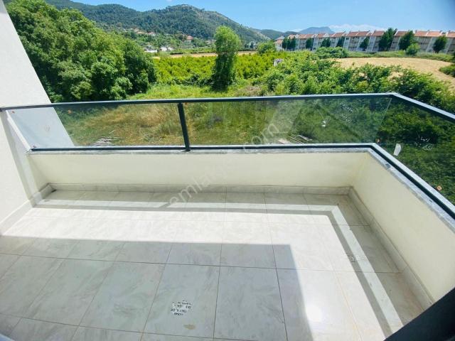 Dalaman Merkeze Yakın Havuzlu Butik Sitede Sıfır 1+1 Daire