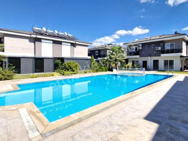 Dalaman Karaçalı Da Satılık Ortak Havuzlu 3+1 Villa
