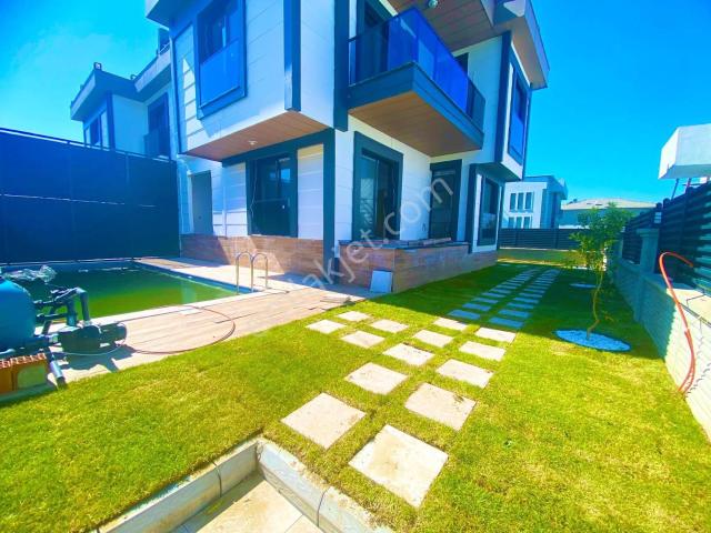 Dalaman Karaçalı Villalar Mevkiinde 4 + 1 Lüks Villa Satışa Sunulmuştur